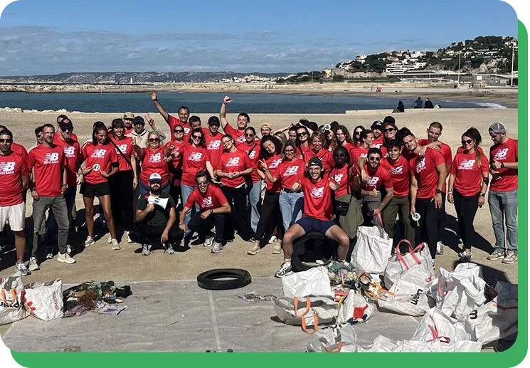 Action RSE nettoyage des plages à Marseille - Recycle Plastique